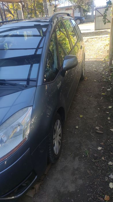 Vând Citroen C4 Grand Picasso 1.6 2009