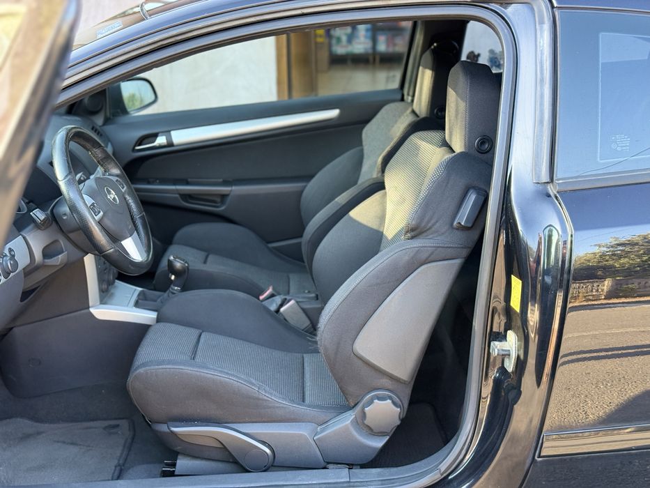 Opel Astra H GTC OPC Line 2 1.9 Diesel 2008