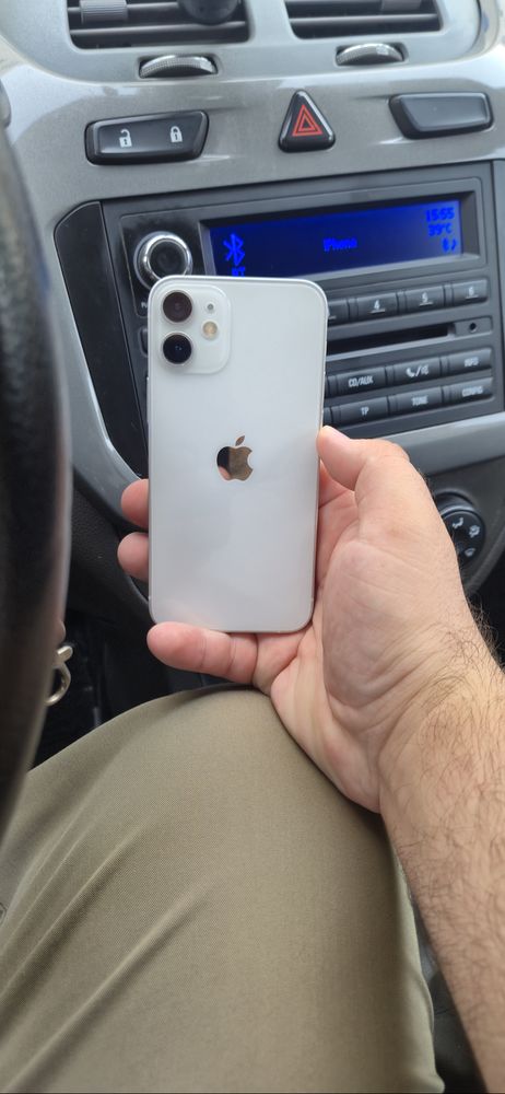 Iphone 12 mini ideal holatda