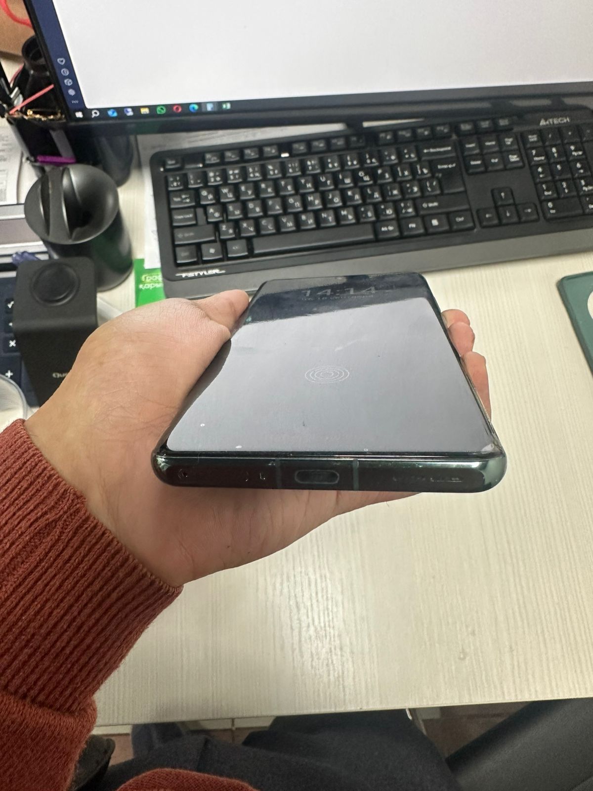 OnePlus 12 512GB 5G в идеальном состоянии