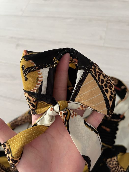 Ефектна рокля с принт