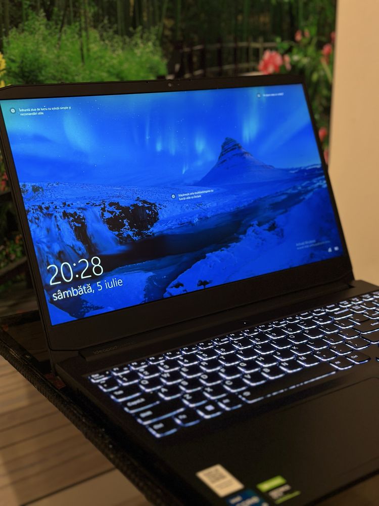 Laptop Gaming i5-11320H, 1650 4GB, 8GB ram, ssd 25 gb