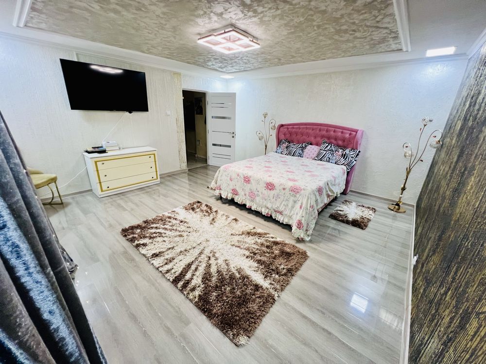 Vand apartament 4 camere facut lux