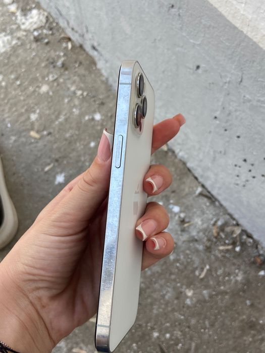 IPhone 12 pro max 07(45)(940)(467)