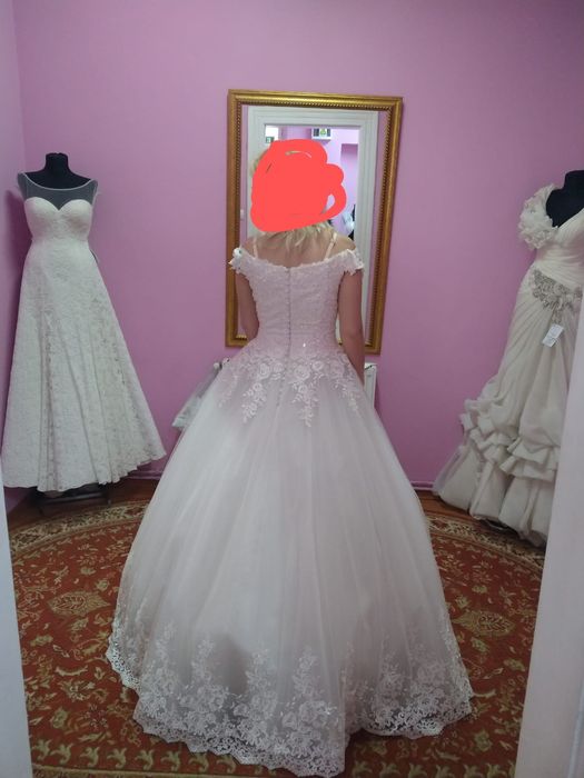 Rochie de mireasa NEPURTATA ! NOUA CU ETICHETA !!