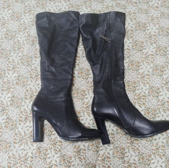 Продам кожанные сапоги-чулки осень-весна