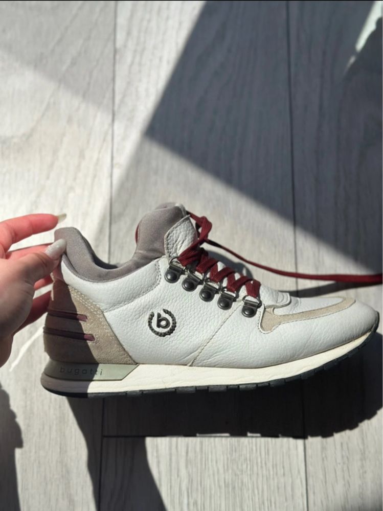 Adidasi piele Bugatti