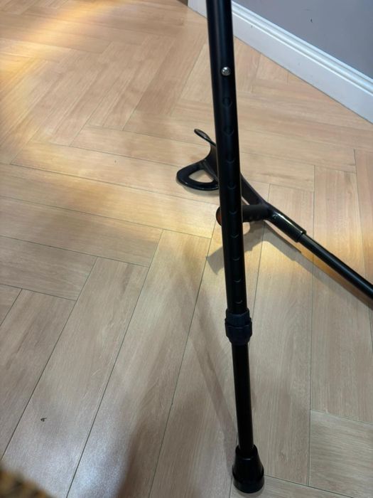 Костыли новые продам