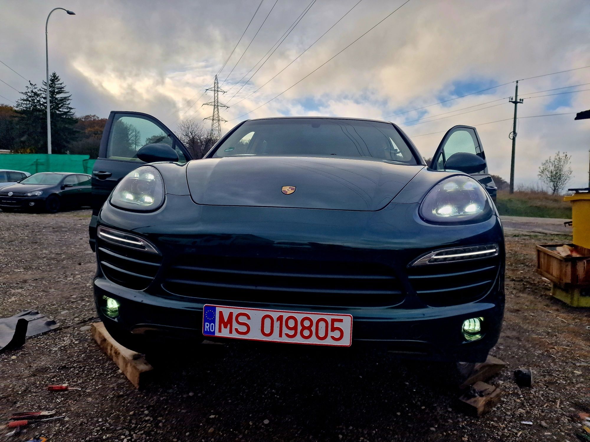 Vand proiectoare led Porsche Cayenne