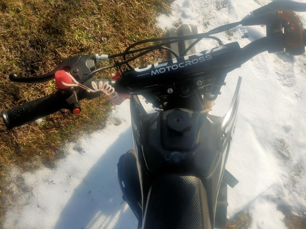 Se vinde Motocross Ultra 49cc, (Negociabil)!
