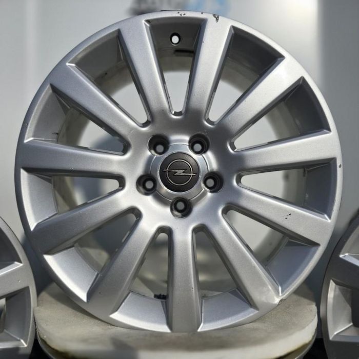 Jante aliaj 5x110 R18 Opel Corsa C facelift