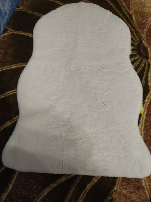 Коврик искусственная шкурка 60*90, б/у