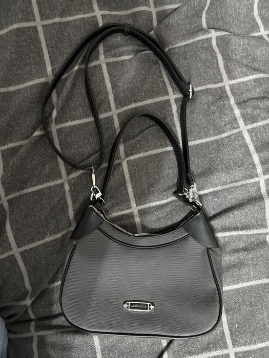 Различни модели дамски чанти