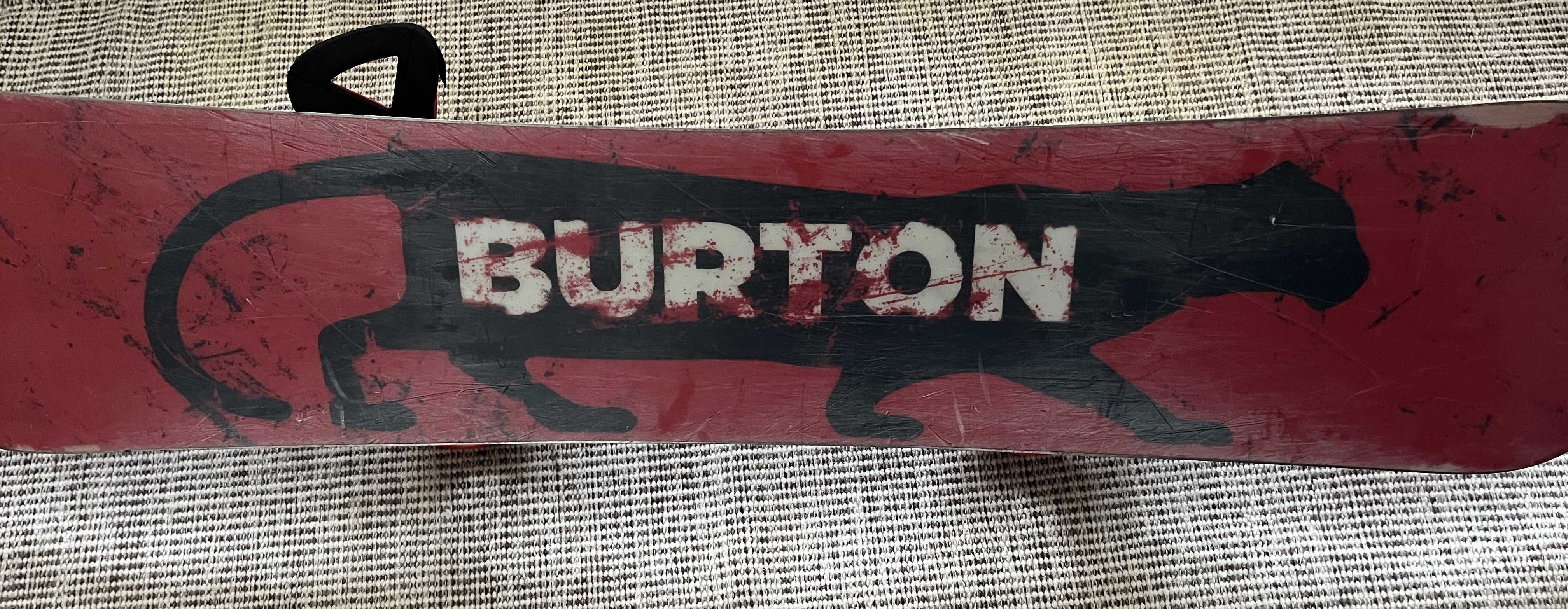 Placa Snowboard Burton Blunt, V-Rocker, 155 cm, legaturi Burton Custom