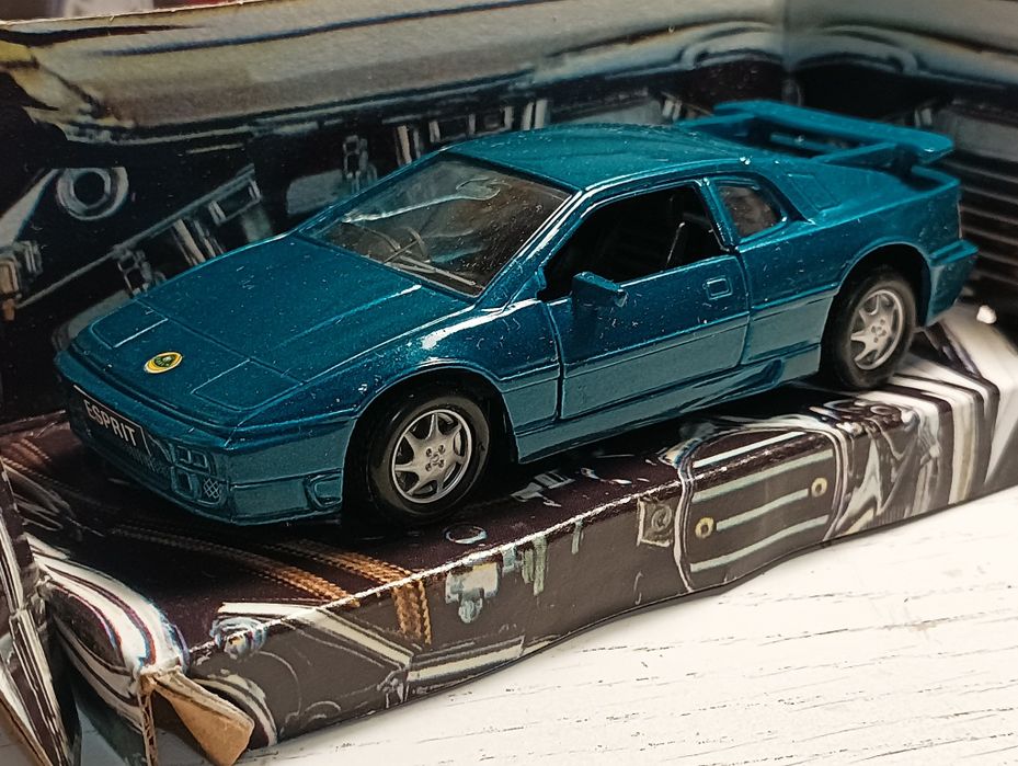 Умалени модели от Миниколички.бг в FB