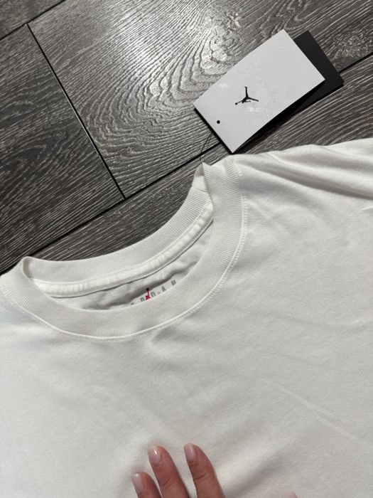 Tricou Jordon nou cu eticheta marime M si L