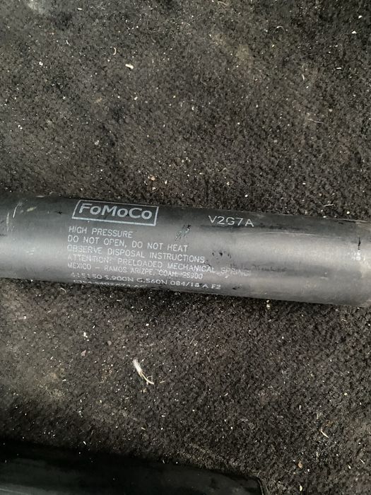 Електрически амотрисьори з багажник Volvo