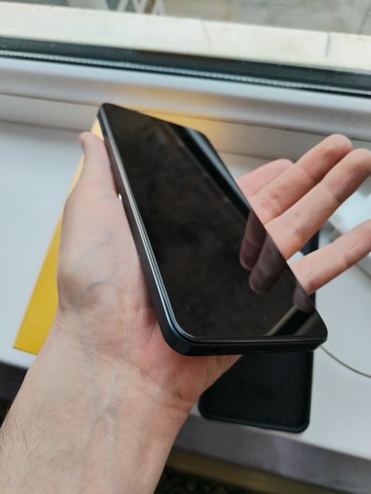 Realme c55 sotiladi  8/256g