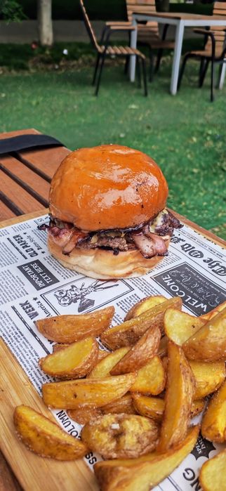 Parteneriat afacere street food