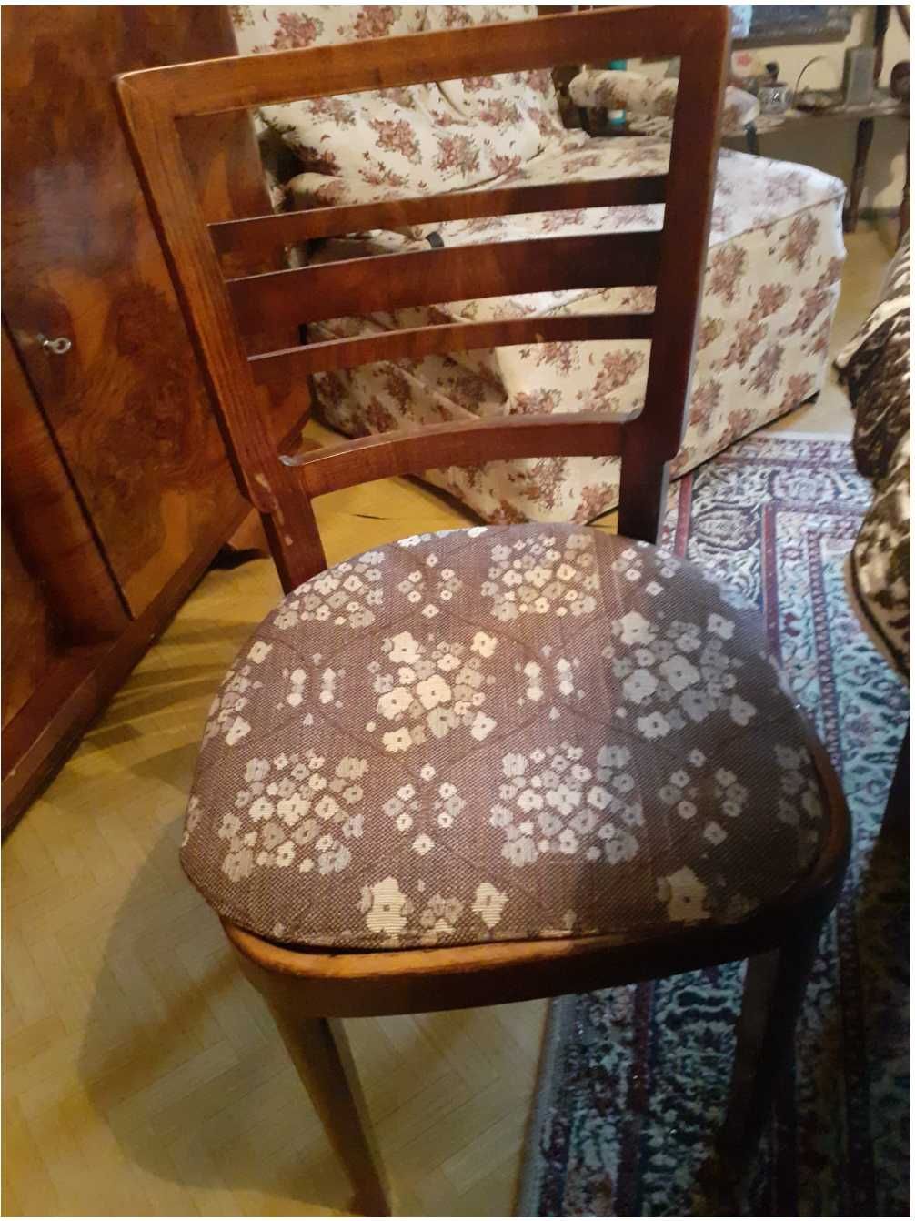 Masa cu 6 scaune