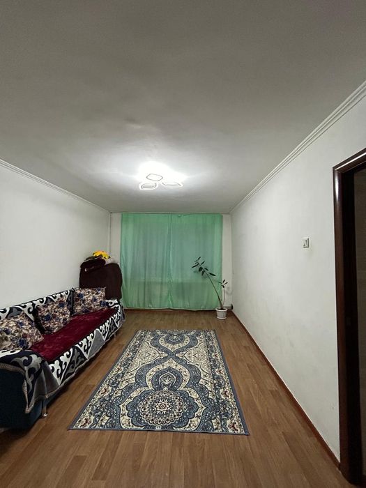 Продаю 2 ком.квартиру 3-4 базарчик (бывшая общага)