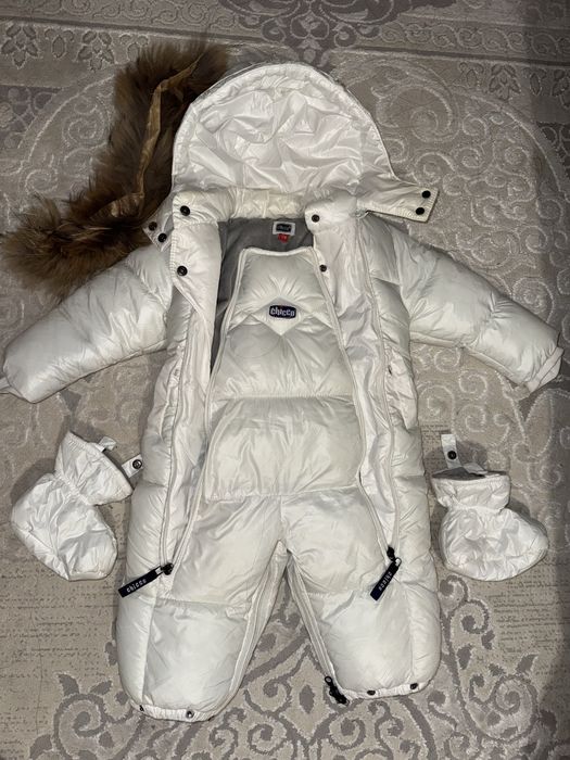 Продам зимние комбинезоны