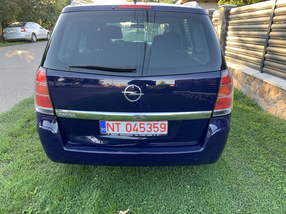 Vand opel zafira b 1.6 benzina