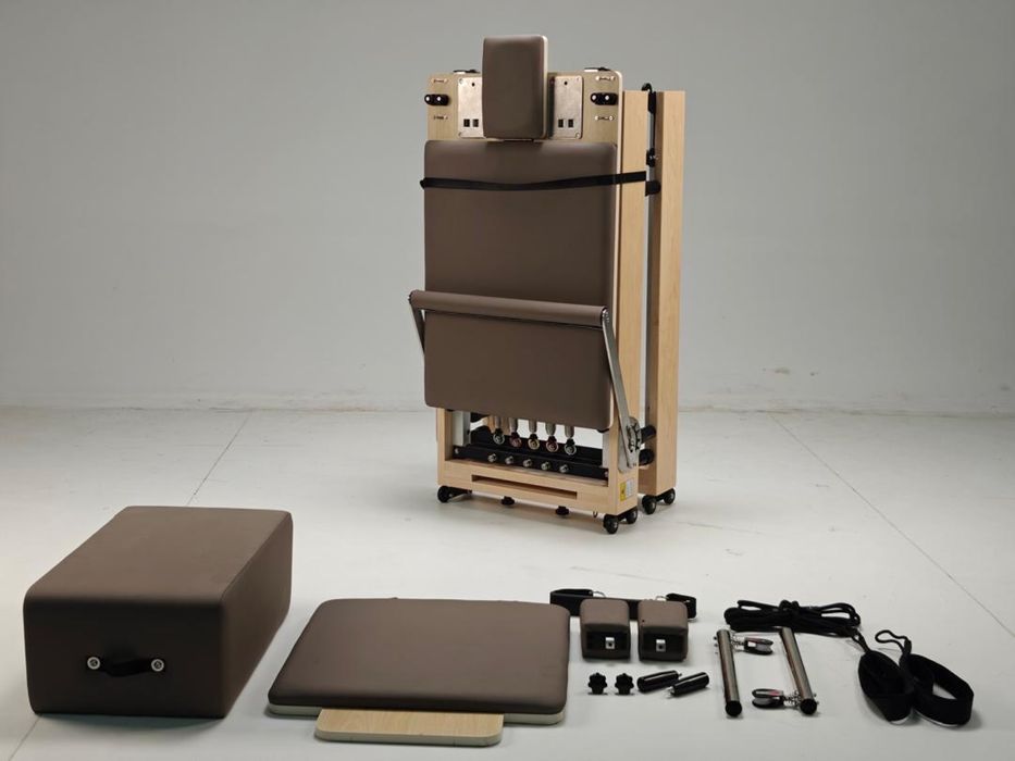 Aparat pilates reformer pliabil, din lemn de artar (maple)