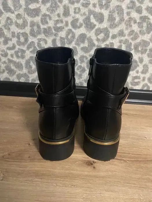 Дамски боти до глезена