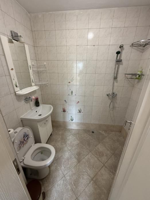 Дава се под наем Тристаен апартамент в Пловдив, Център - 80 кв.м за 375 € - Снимка #7
