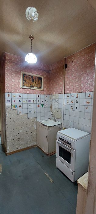 Срочно Феруза Массив 2/3/4 Продается Квартира 2.6 Балкон Улутшенка