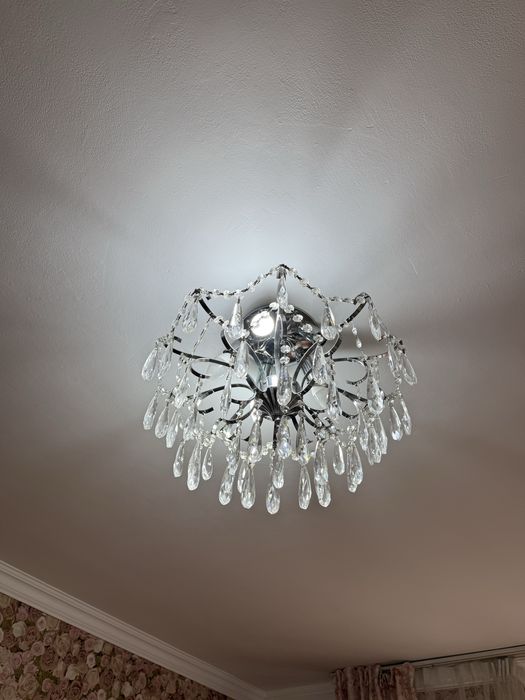 Люстры любая за 2000