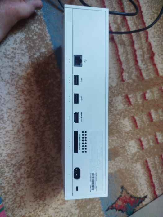Xbox series s отличном состоянии