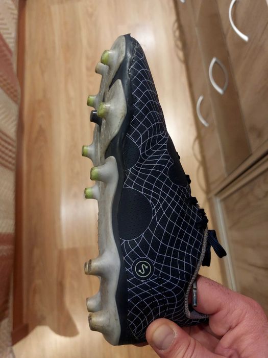 Детски футболни бутонки Kipsta