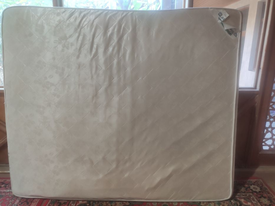 Продается матрас , состояние хорошее. Двуспальный.