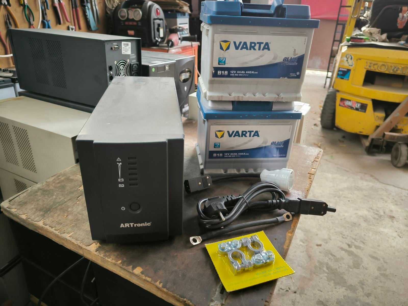 ЮПС-600w +акумулатори 60ач,UPS-600w,аварийно захранване и мн.др предл.