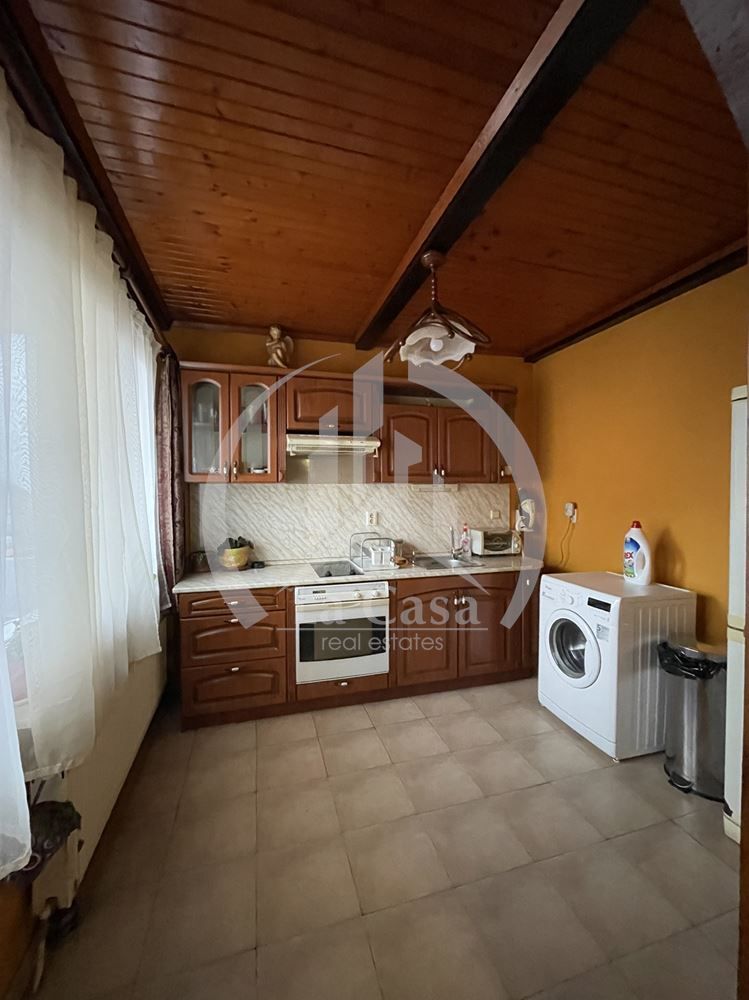 Продава се Къща в с. Лозен, Област София-град - 482 кв.м за 1038 €/кв.м - Снимка #9