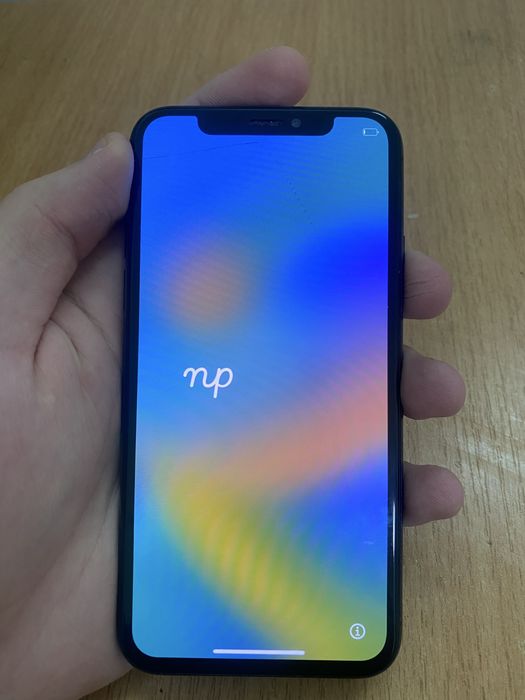 Продам Iphone X(10)