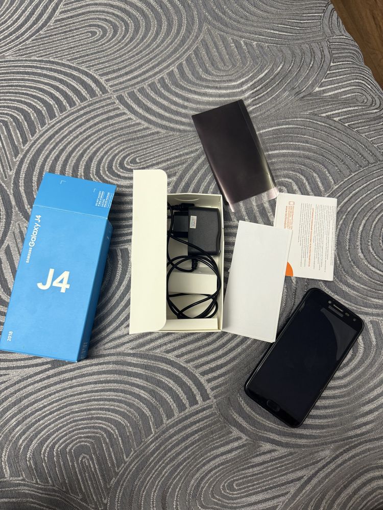 Samsung Galaxy J4 б/у