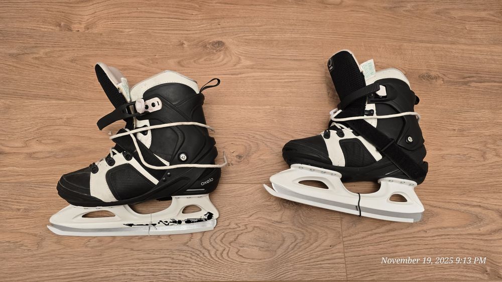 Vand patine pentru gheata Oxelo marimea 42 IMPECABILE