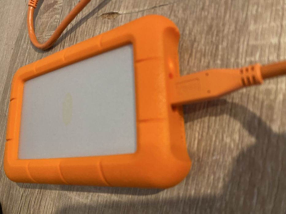 HDD portabil Usb-C Lacie rugged 4TB NOU