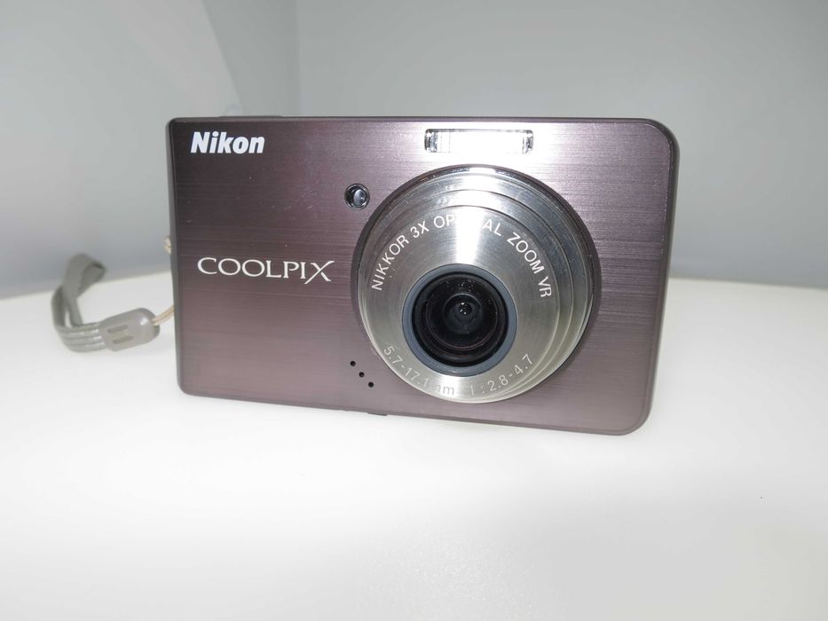 Nikon Coolpix S520 компактен цифров фотоапарат дигитална камера