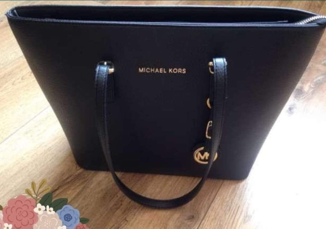 Set Michael Kors new model import Italia, geanta si portofel,logo auri