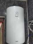 Vând boiler electric 80 litri