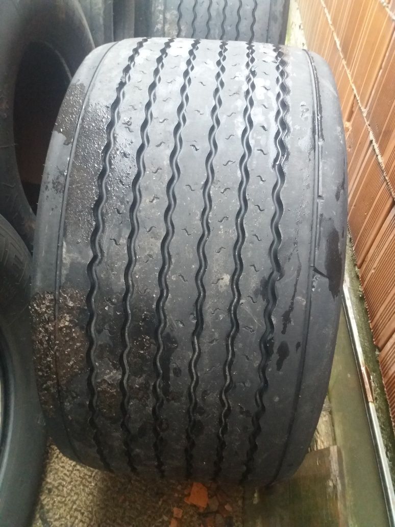 Anvelope 445 45 r19,5 michelin camion mega