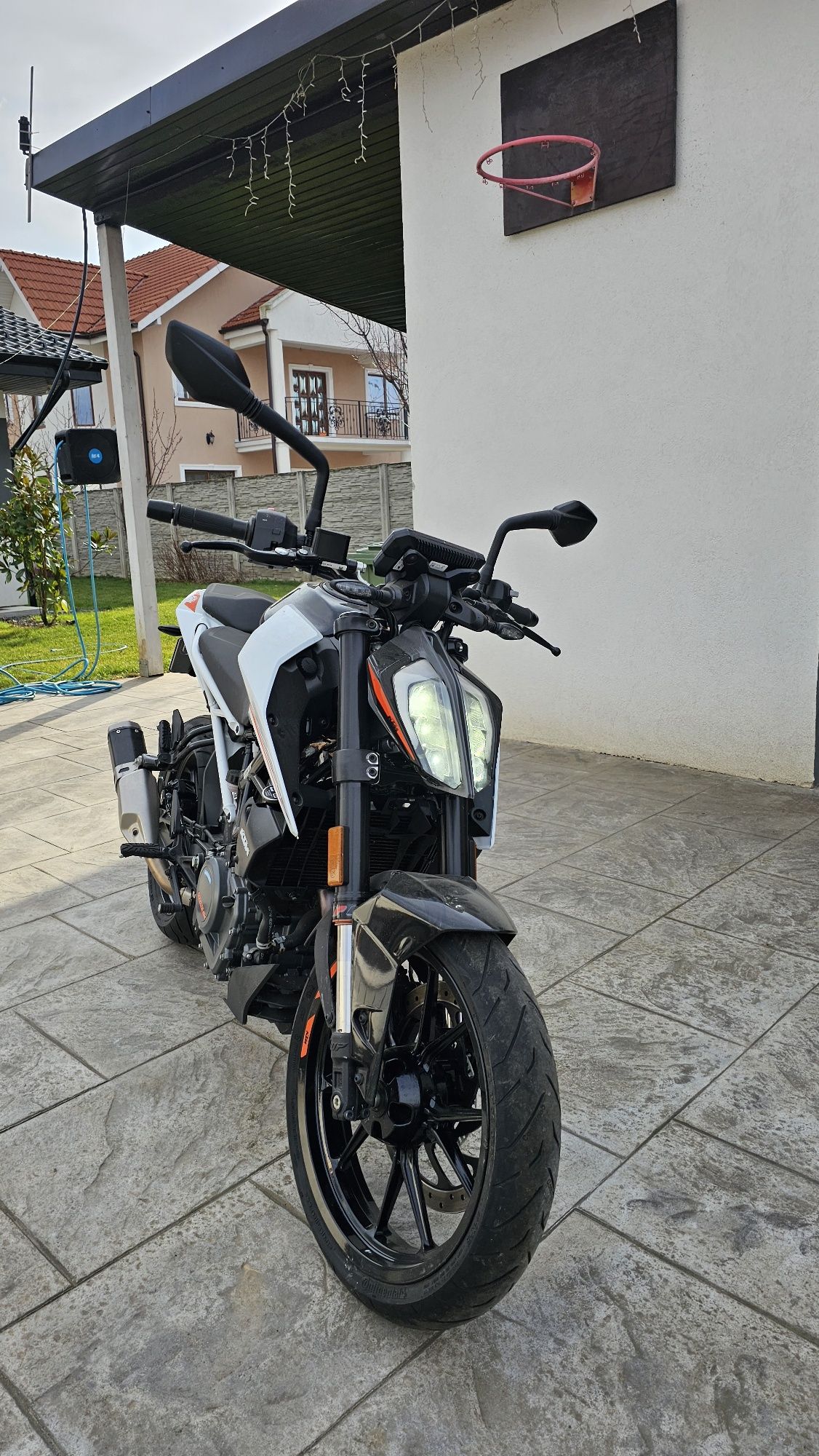 Ktm duke 390 2023 320km GARANTIE!!!