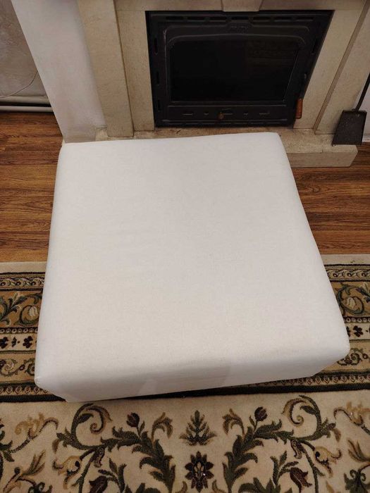 Пуф бял две броя