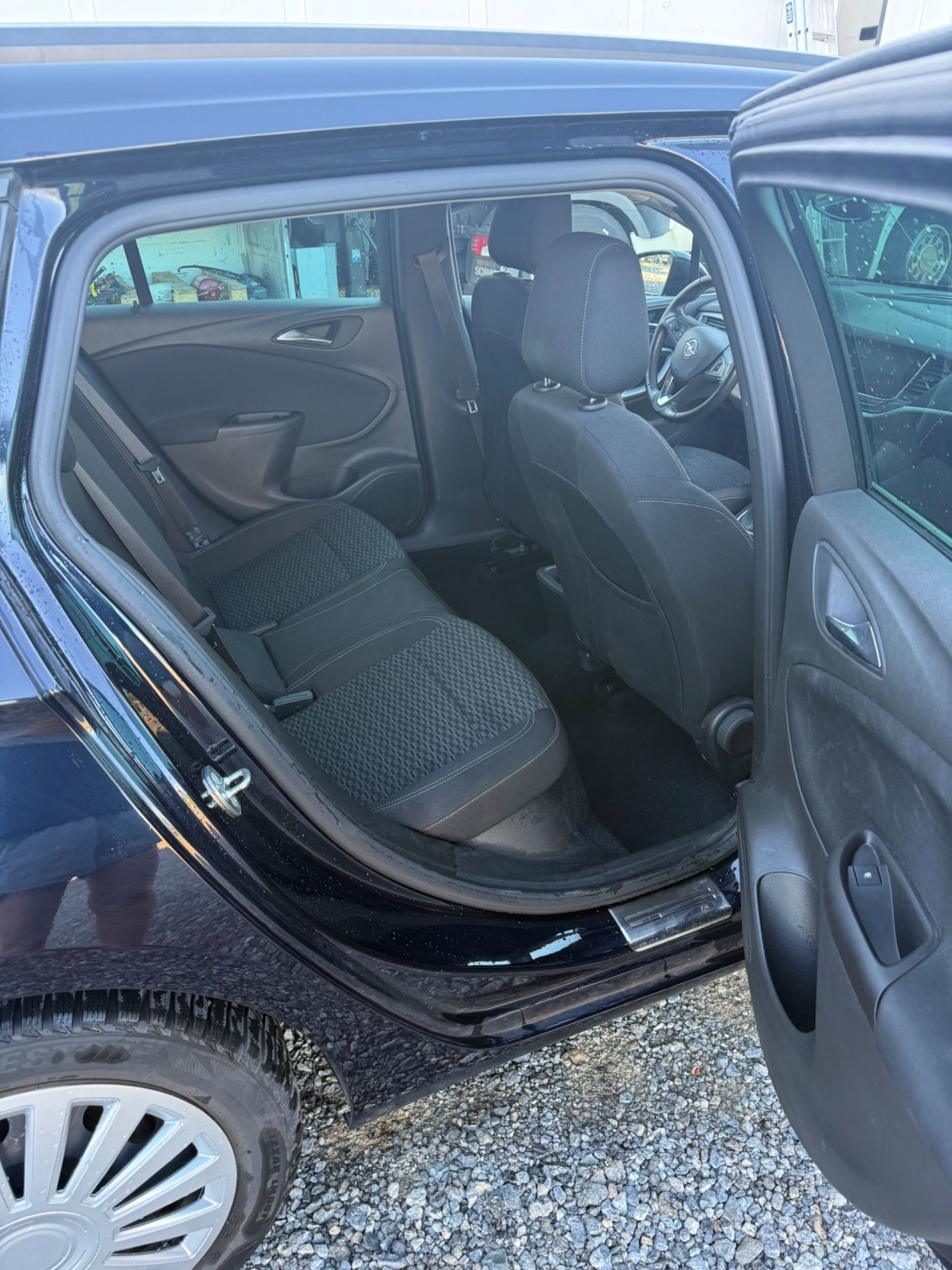 Opel astra sport tourer