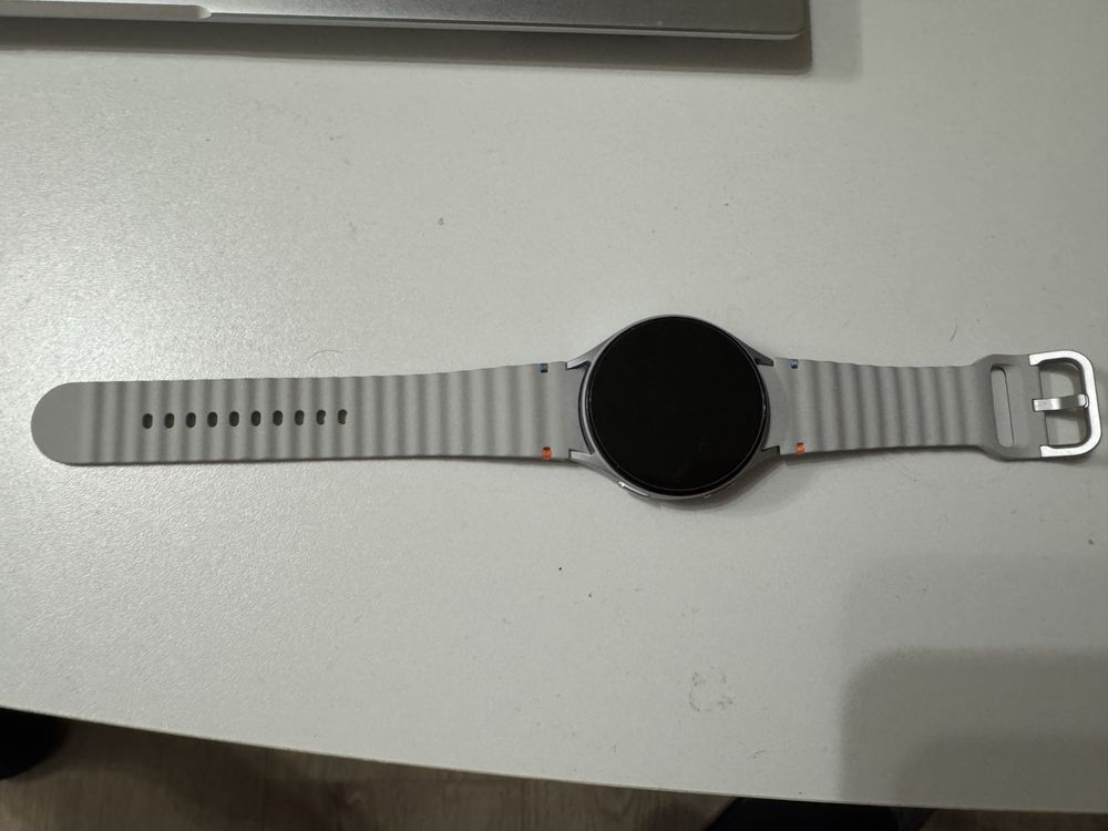 Samsung GAlaxy Watch 7 44mm Silver (Bluetooth)