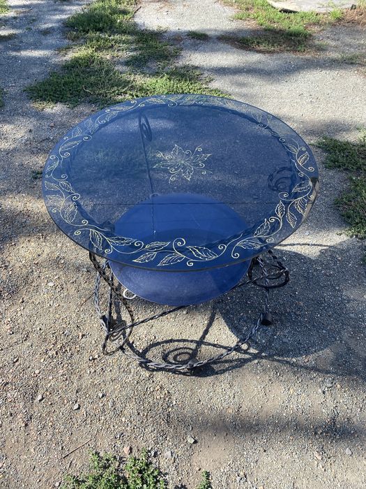 Продам стол ручной работой